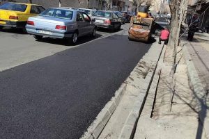 توزیع ۵۹ تن آسفالت در معابر مرکزی تبریز توسط شهرداری منطقه ۸