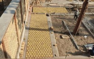 آغاز عملیات سنگفرش محوطه خانه تاریخی کلکته‌چی