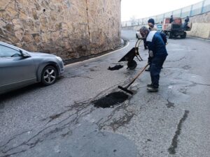 لکه‌گیری معابر اصلی منطقه ۷ با هدف بهبود ایمنی و تردد شهروندان