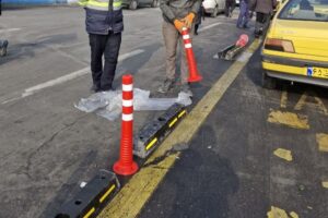 نصب تجهیزات ترافیکی در ایستگاه تاکسی میدان نماز منطقه ۸