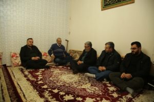 دیدار جمعی از مدیران شهرداری منطقه ۷ تبریز با جانباز و آزاده سرافراز علی گوهر ممیز