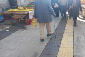 کفسازی و مرمت محل حفاری‌ها در میدان نماز و خیابان مطهری