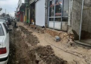 ساماندهی ورودی جنوب‌غرب تبریز با اجرای کف‌سازی و جدول‌گذاری پیاده‌روها