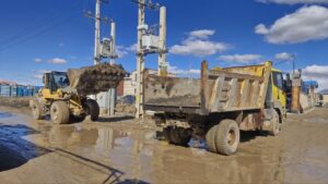 تداوم عملیات کفسازی محوطه کتابخانه عمومی شهریار