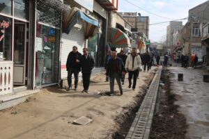 اجرای عملیات کفسازی و بهسازی کوی طالقانی آخماقیه در منطقه ۷ تبریز