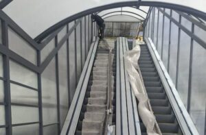 پیشرفت ۸۵ درصدی نوسازی پله‌برقی‌های عابرگذر دارایی در منطقه ۸ تبریز