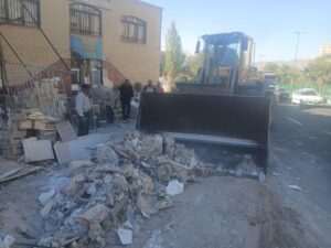 جمع‌آوری ۱۱۰۰ تن نخاله از معابر سطح حوزه شهرداری منطقه ۲ تبریز
