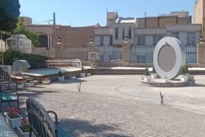 تکمیل عملیات سنگفرش محوطه عمارت تاریخی ساعت