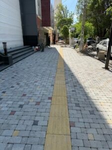تحول در زیرساخت‌های عابرپیاده منطقه یک تبریز / اجرای ۱۰ هزار مترمربع پیاده‌روسازی طی ۴ ماه